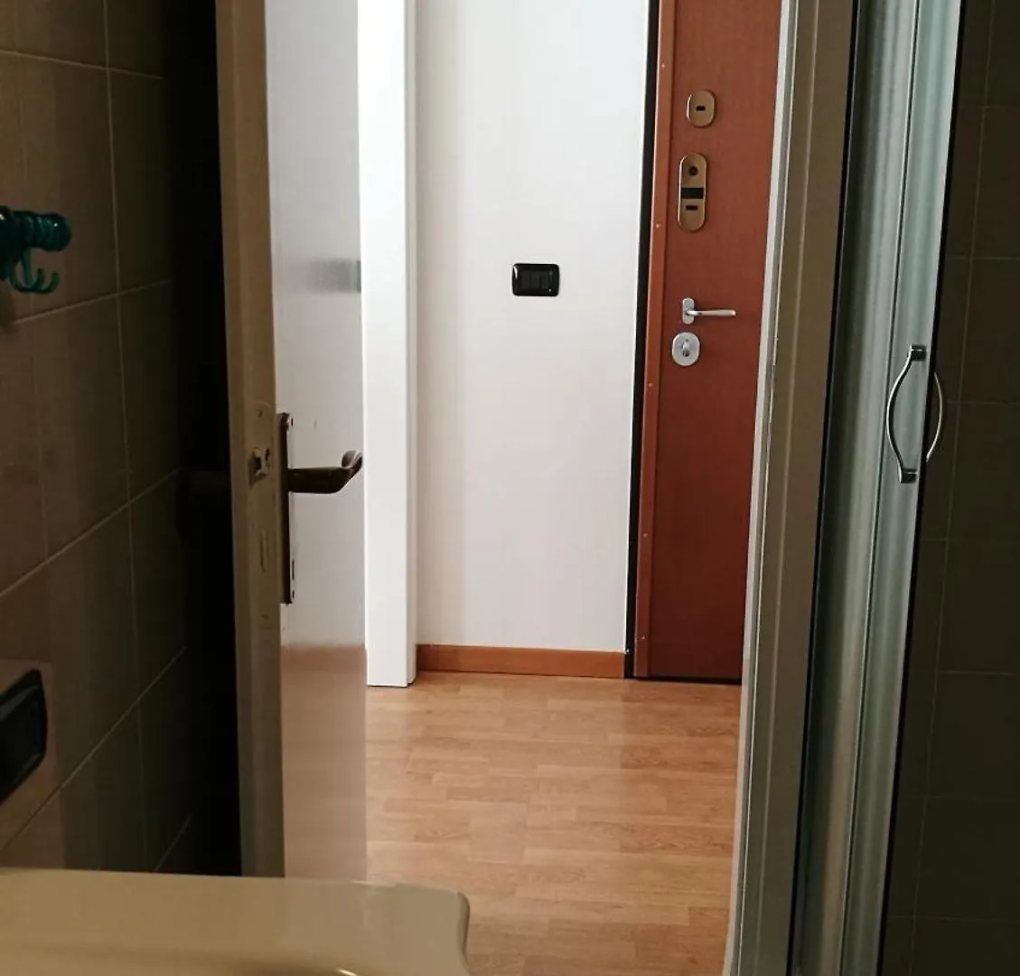 Monolocale Zona Loreto Mm1 Pasteur P1 Milan