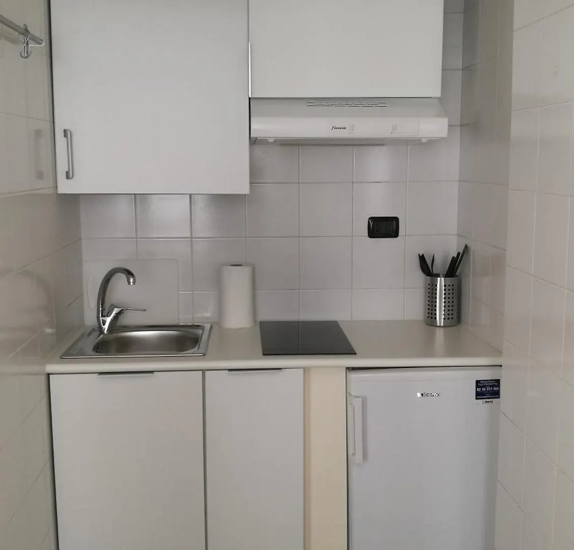 Monolocale Zona Loreto Mm1 Pasteur P1 Milan Apartment