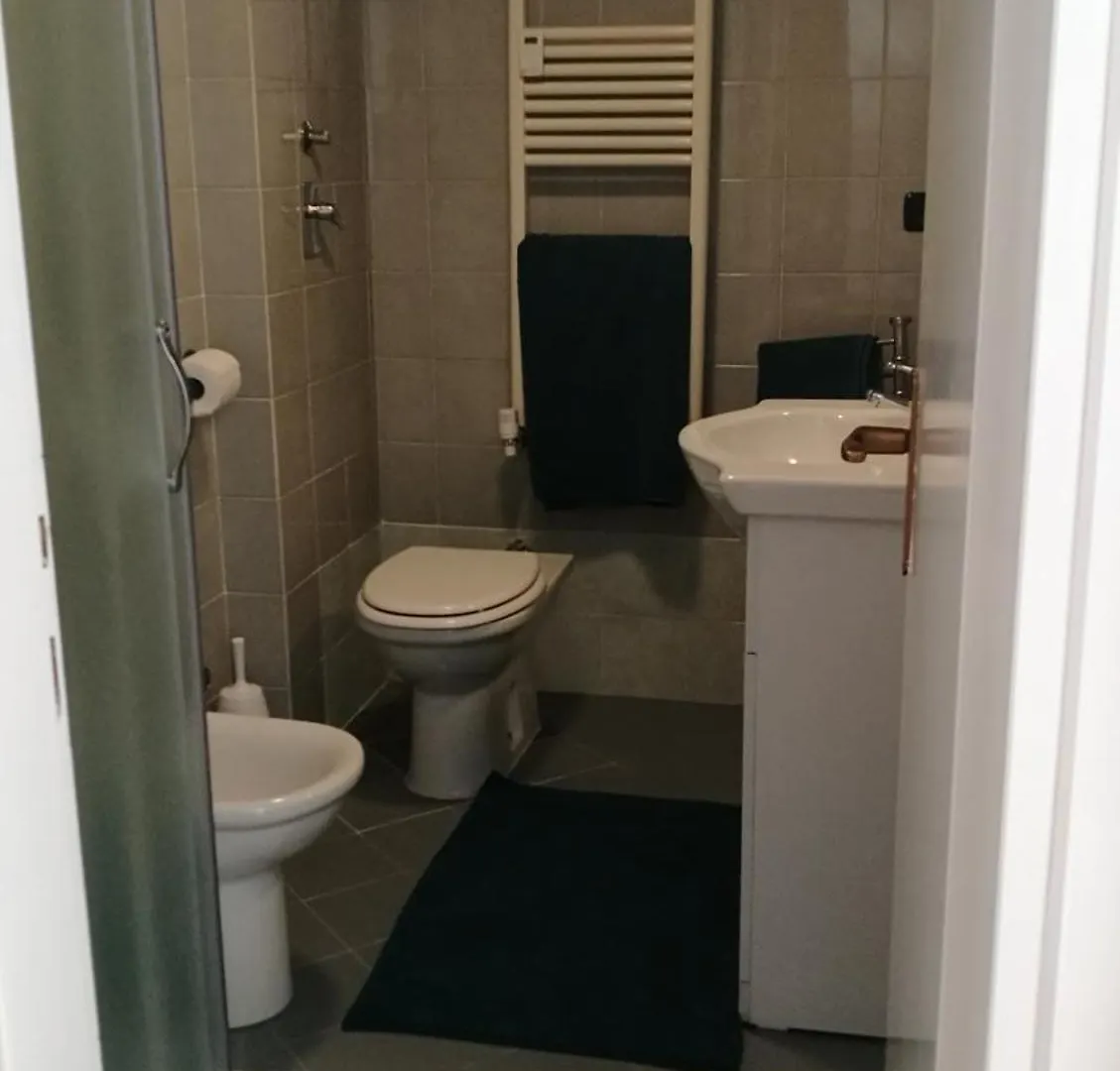 Monolocale Zona Loreto Mm1 Pasteur P1 Milan 0*,  Italy